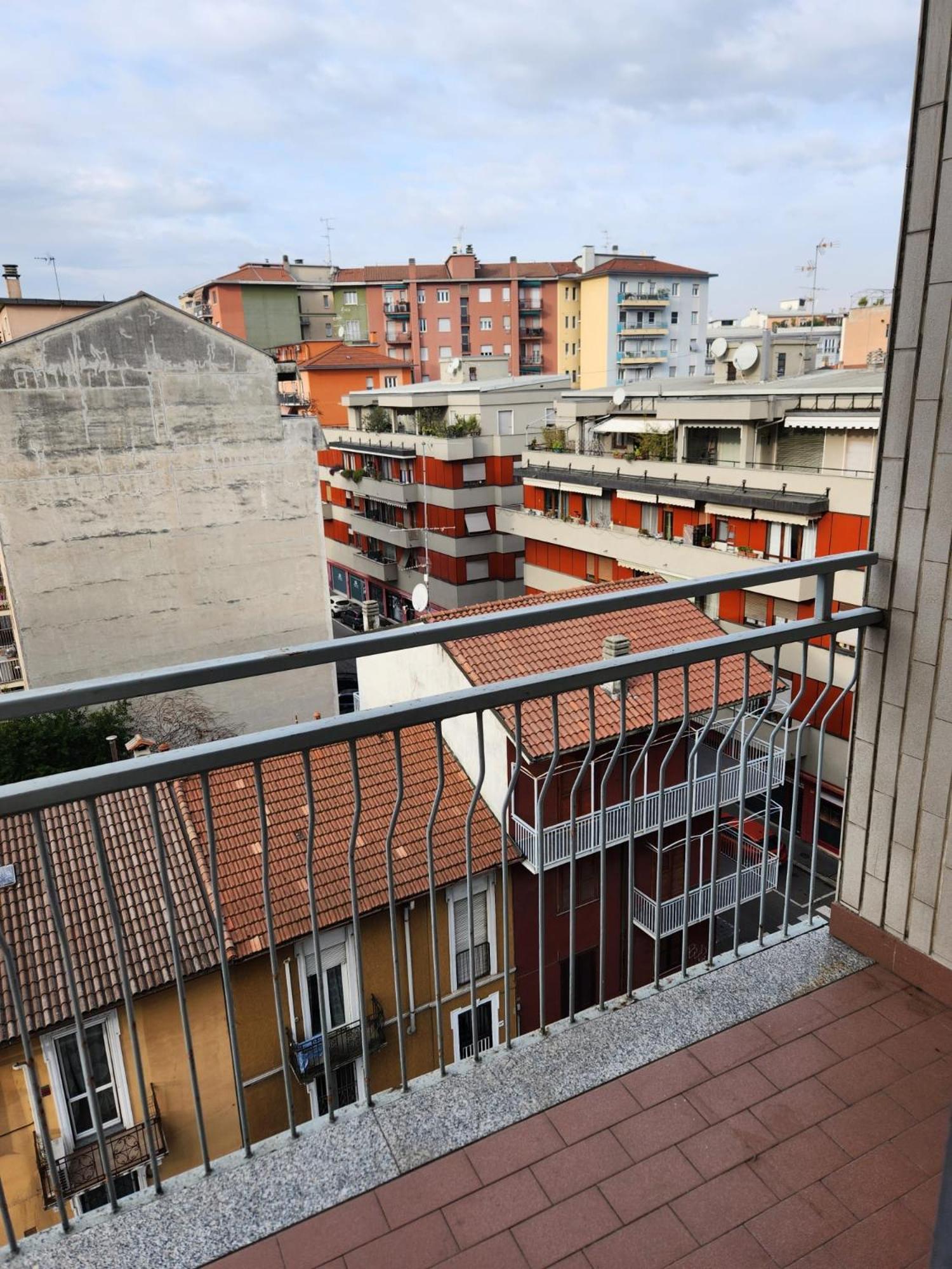 Guesthouse - Metro M1 Sesto Rondo Sesto San Giovanni Luaran gambar